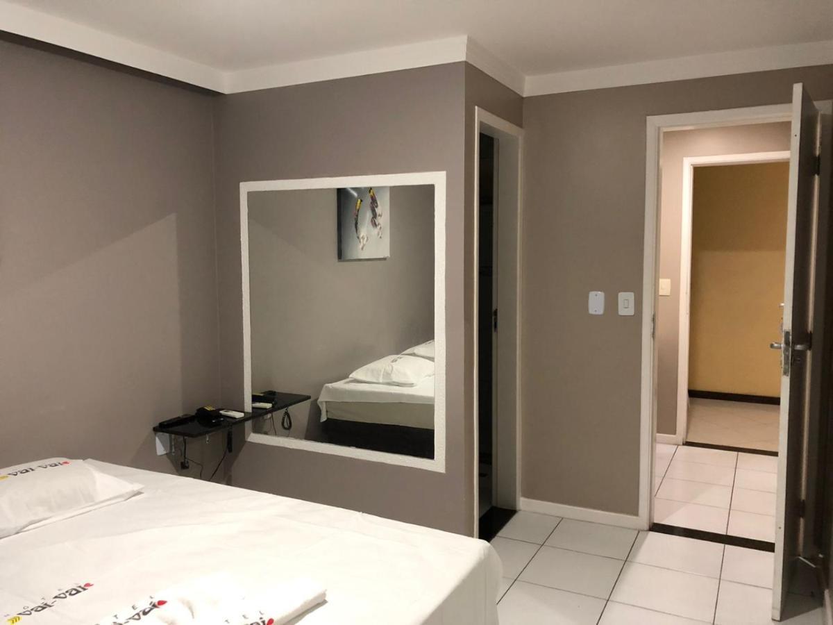 Iapi Hotel Salvador Eksteriør billede